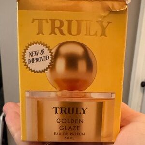 TRULY Golden Glaze Eau de Parfum